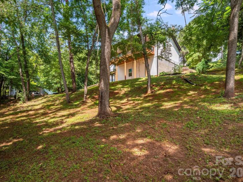 295 Penland Street, Clyde, NC 28721.  MLS# CAR4401322, YatesRealty ID 40888. 