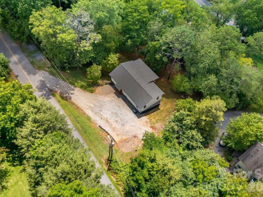 295 Penland Street, Clyde, NC 28721.  MLS# CAR4401322, YatesRealty ID 40888. 