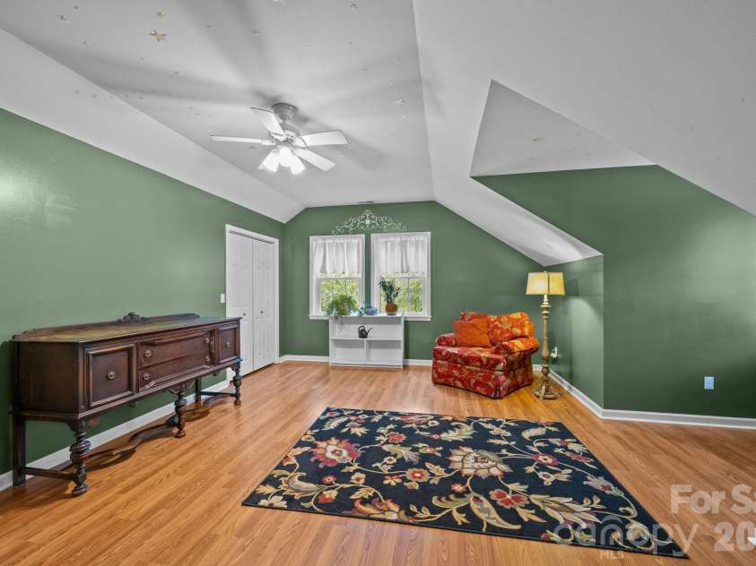 183 Lunar Trace Road, Waynesville, NC 28786.  MLS# CAR4345565, YatesRealty ID 4089. 