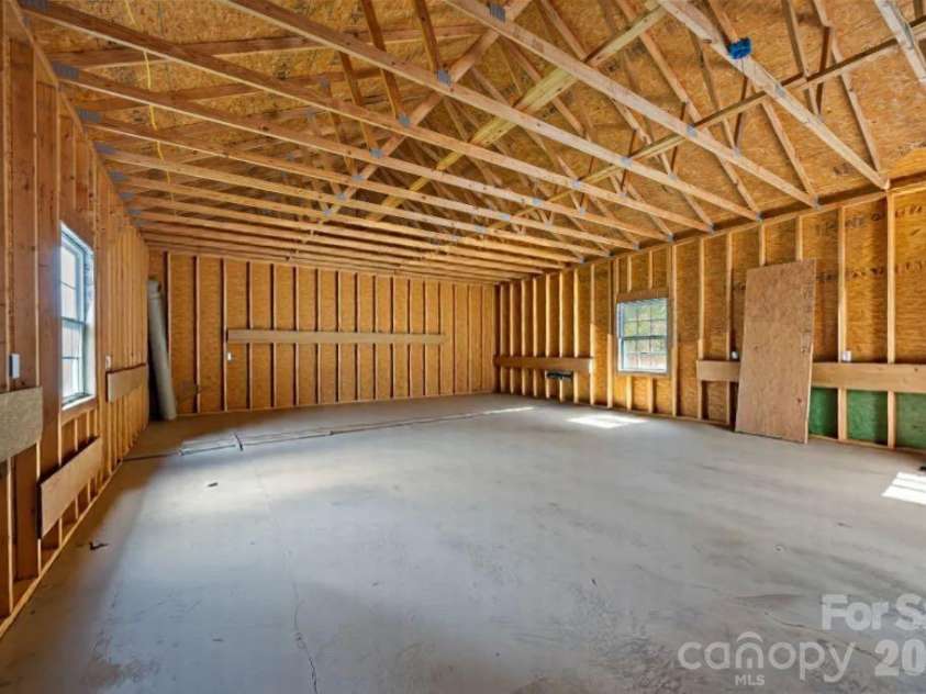 183 Lunar Trace Road, Waynesville, NC 28786.  MLS# CAR4345565, YatesRealty ID 4089. 