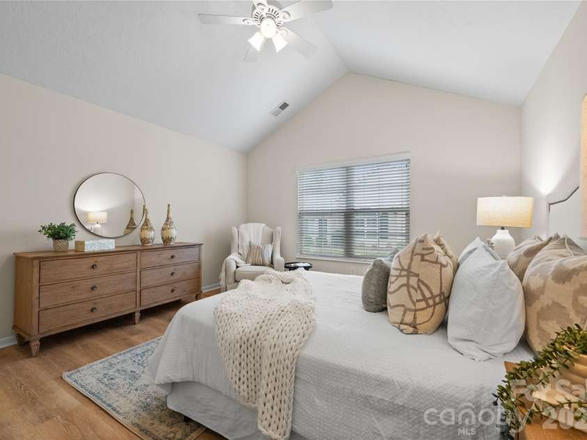 2304 Coltsview Lane, Matthews, NC 28105.  MLS# CAR4335560, YatesRealty ID 4089. 