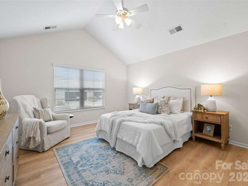 2304 Coltsview Lane, Matthews, NC 28105.  MLS# CAR4335560, YatesRealty ID 4089. 