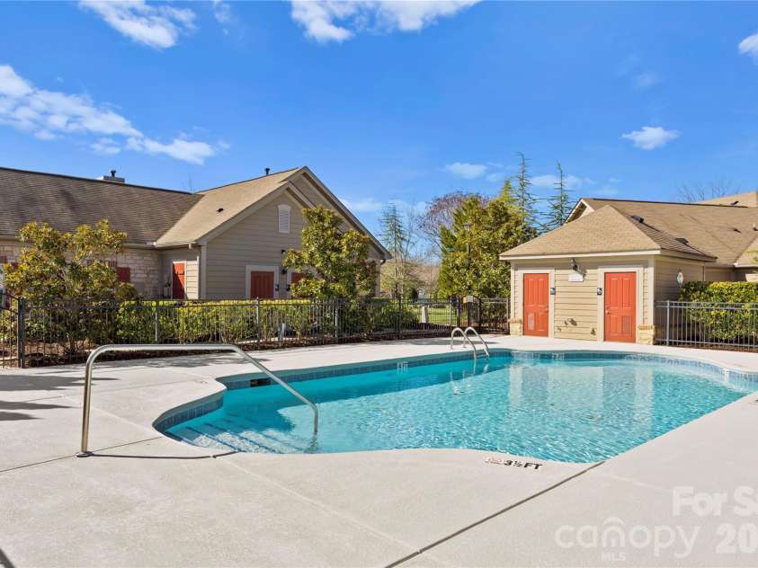 2304 Coltsview Lane, Matthews, NC 28105.  MLS# CAR4335560, YatesRealty ID 4089. 