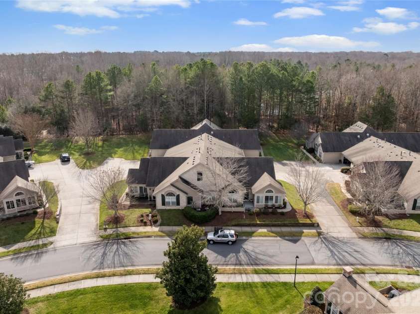 2304 Coltsview Lane, Matthews, NC 28105.  MLS# CAR4335560, YatesRealty ID 4089. 