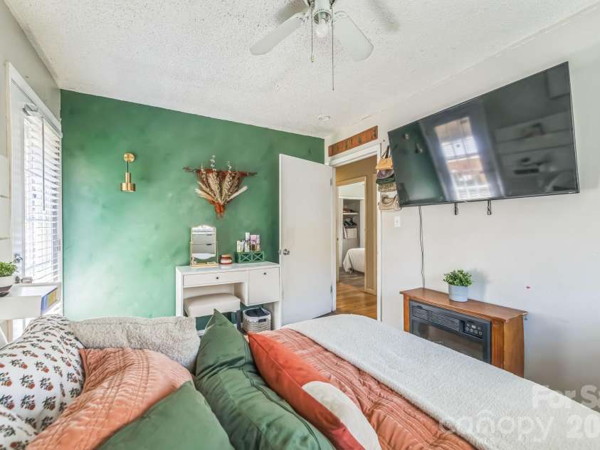 2100 Pisgah Highway, Candler, NC 28715.  MLS# CAR4407732, YatesRealty ID 40894. 