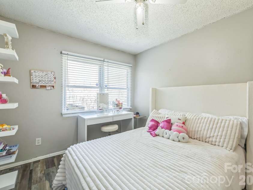 2100 Pisgah Highway, Candler, NC 28715.  MLS# CAR4407732, YatesRealty ID 40894. 