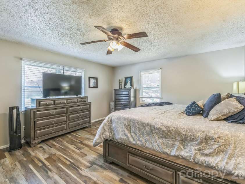 2100 Pisgah Highway, Candler, NC 28715.  MLS# CAR4407732, YatesRealty ID 40894. 