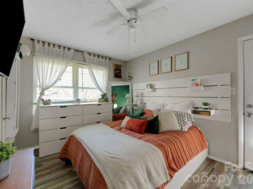 2100 Pisgah Highway, Candler, NC 28715.  MLS# CAR4407732, YatesRealty ID 40894. 
