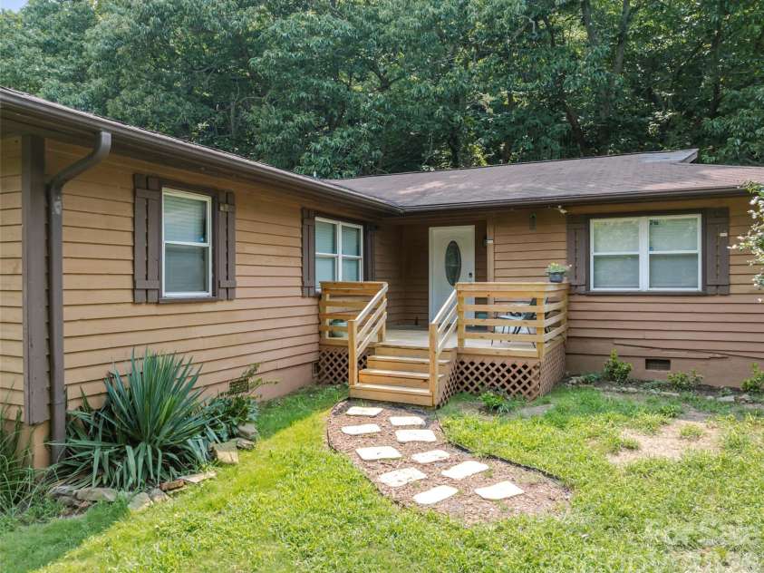 2100 Pisgah Highway, Candler, NC 28715.  MLS# CAR4407732, YatesRealty ID 40894. 