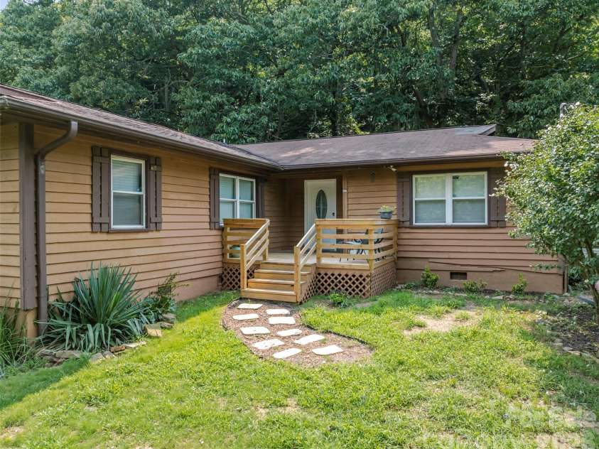 2100 Pisgah Highway, Candler, NC 28715.  MLS# CAR4407732, YatesRealty ID 40894. 