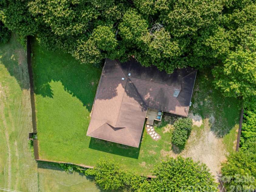 2100 Pisgah Highway, Candler, NC 28715.  MLS# CAR4407732, YatesRealty ID 40894. 