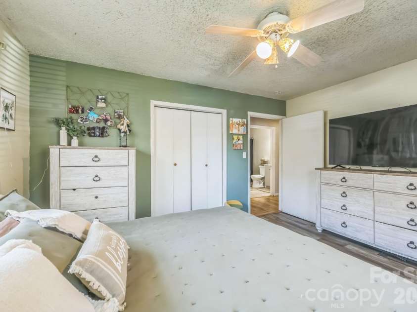 2100 Pisgah Highway, Candler, NC 28715.  MLS# CAR4407732, YatesRealty ID 40894. 