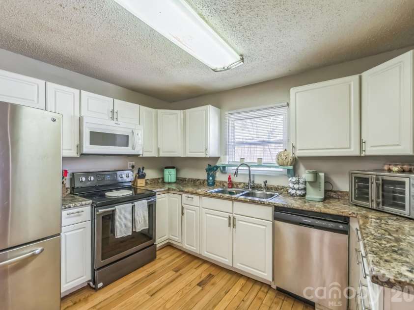 2100 Pisgah Highway, Candler, NC 28715.  MLS# CAR4407732, YatesRealty ID 40894. 