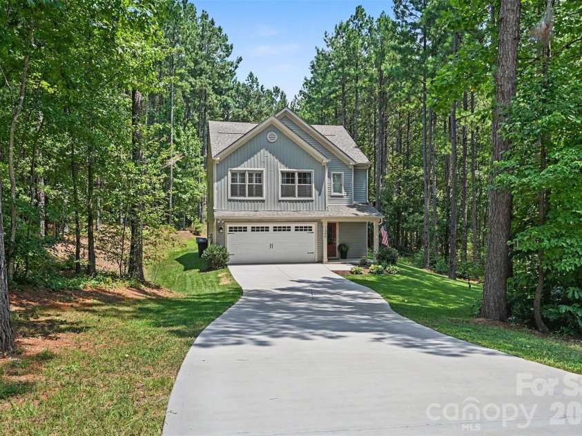 1366 High Shoals Road, Lincolnton, NC 28092.  MLS# CAR4408054, YatesRealty ID 40896. 