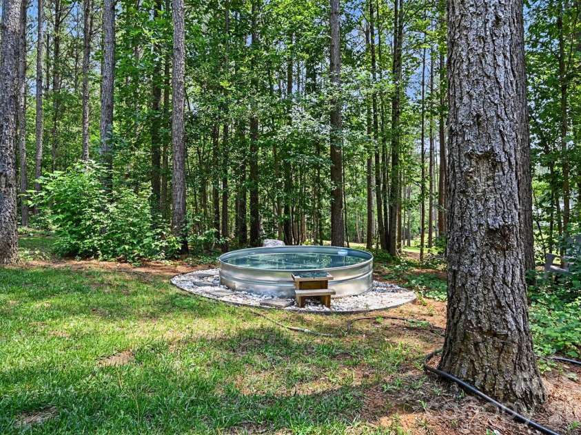 1366 High Shoals Road, Lincolnton, NC 28092.  MLS# CAR4408054, YatesRealty ID 40896. 