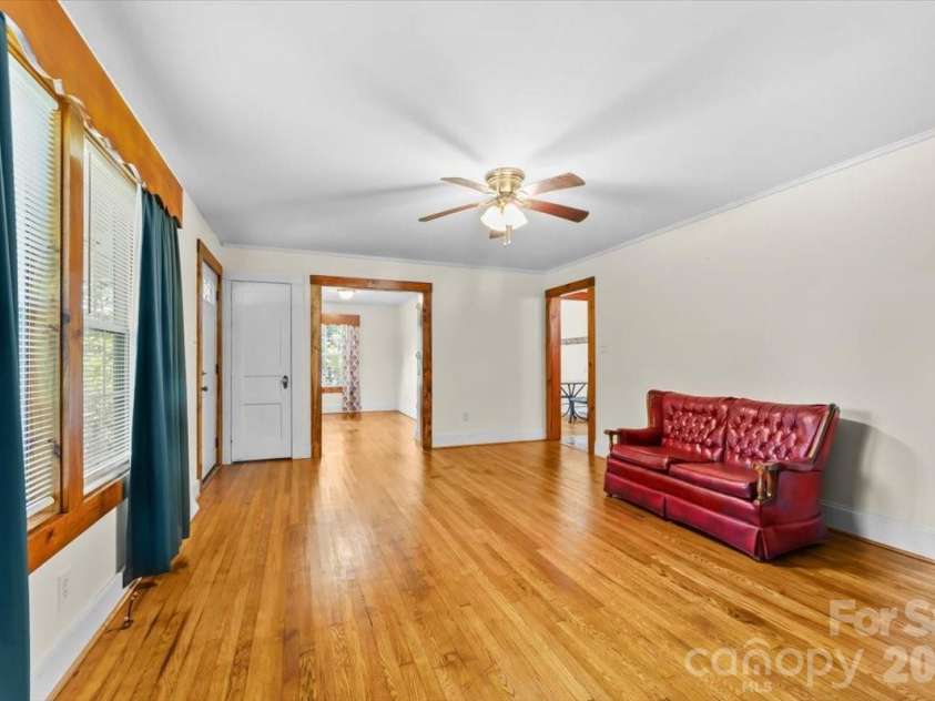 1751 NC 10 Highway, Newton, NC 28658.  MLS# CAR4407495, YatesRealty ID 40897. 