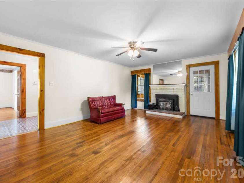 1751 NC 10 Highway, Newton, NC 28658.  MLS# CAR4407495, YatesRealty ID 40897. 