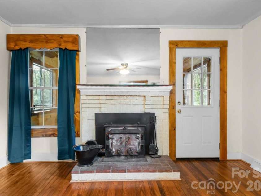 1751 NC 10 Highway, Newton, NC 28658.  MLS# CAR4407495, YatesRealty ID 40897. 