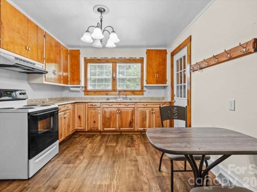 1751 NC 10 Highway, Newton, NC 28658.  MLS# CAR4407495, YatesRealty ID 40897. 