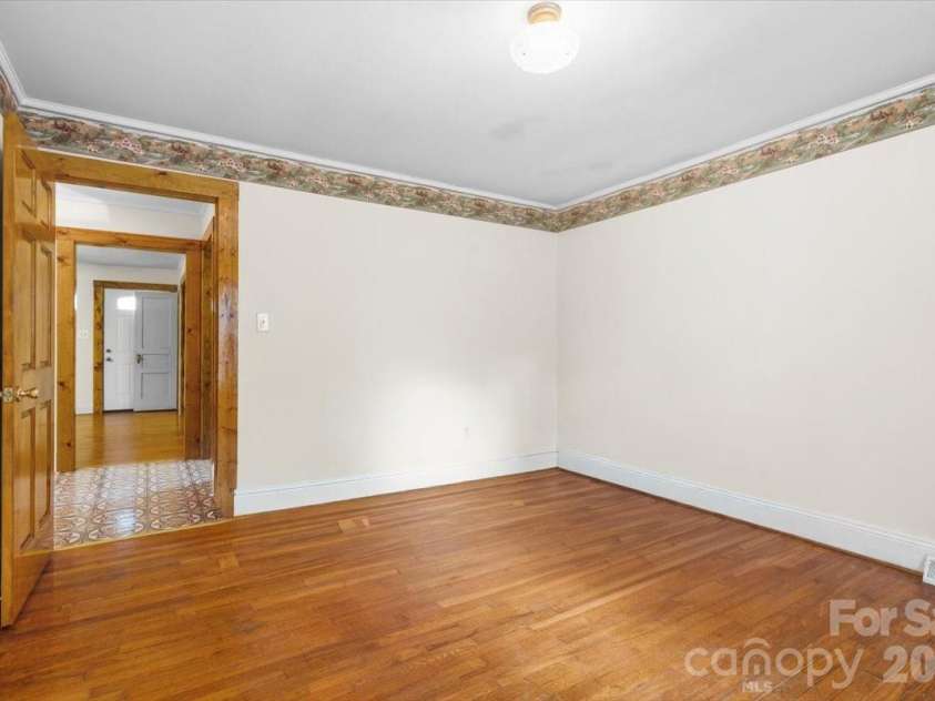 1751 NC 10 Highway, Newton, NC 28658.  MLS# CAR4407495, YatesRealty ID 40897. 