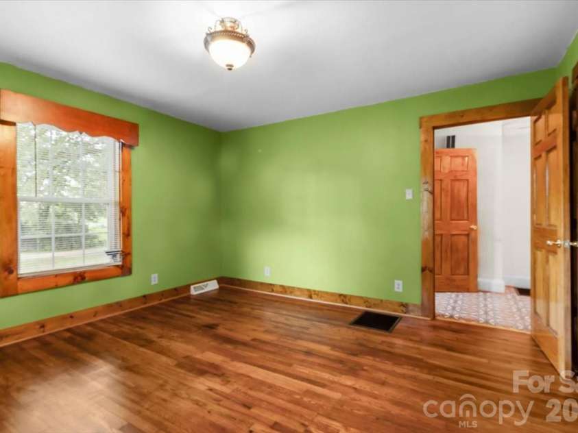 1751 NC 10 Highway, Newton, NC 28658.  MLS# CAR4407495, YatesRealty ID 40897. 