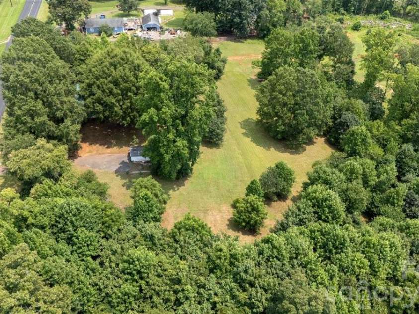 1751 NC 10 Highway, Newton, NC 28658.  MLS# CAR4407495, YatesRealty ID 40897. 
