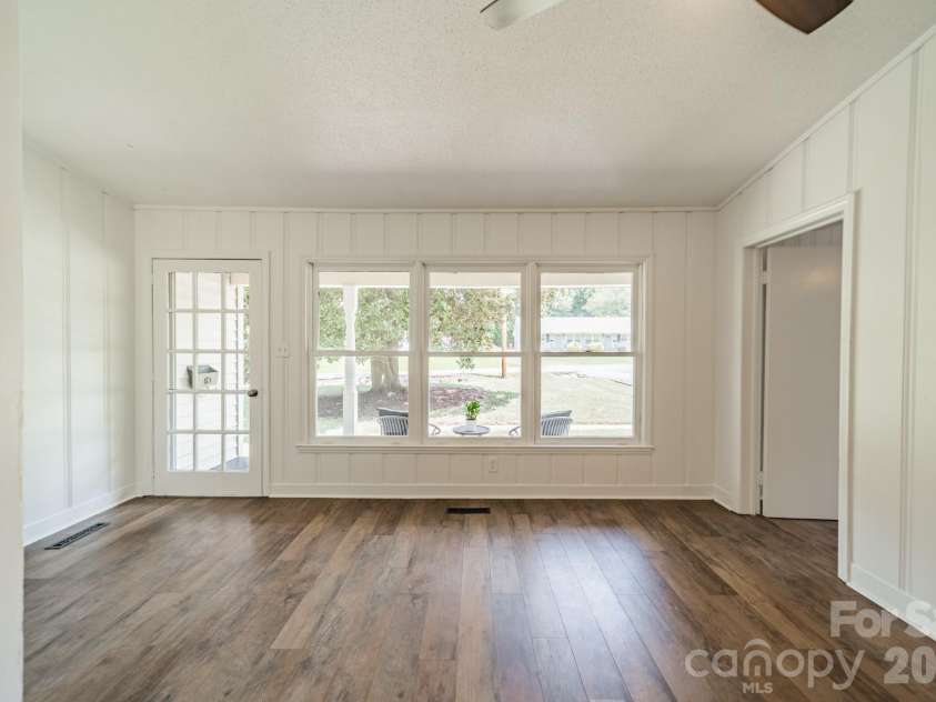 109 Leroy Street, Fort Mill, SC 29715.  MLS# CAR4403602, YatesRealty ID 40898. 