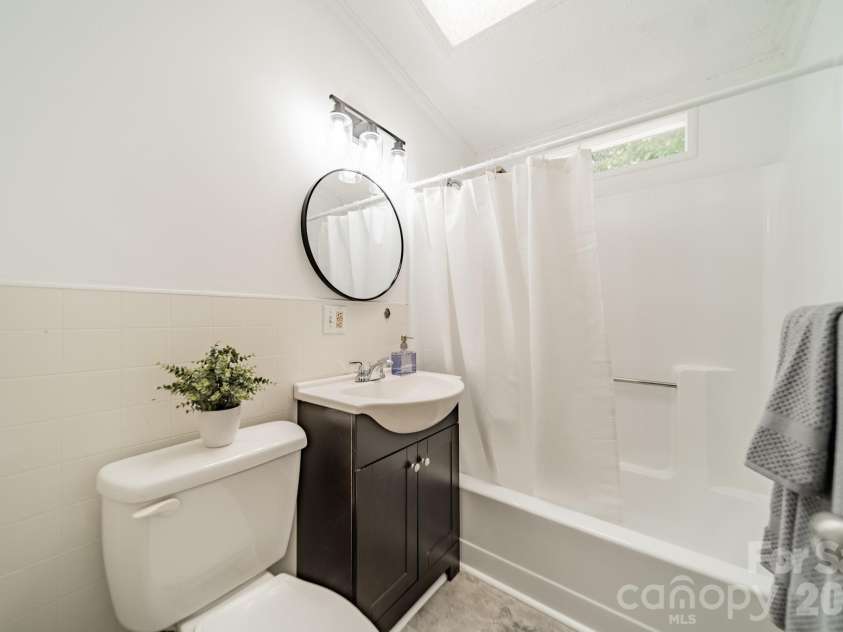 109 Leroy Street, Fort Mill, SC 29715.  MLS# CAR4403602, YatesRealty ID 40898. 