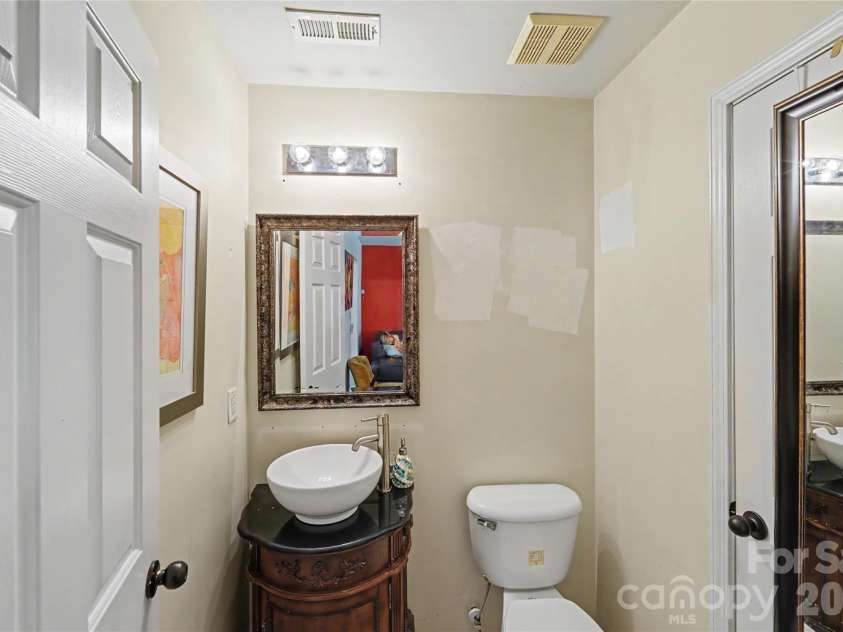 10221 Garrett Grigg Road, Charlotte, NC 28262.  MLS# CAR4405868, YatesRealty ID 40901. 