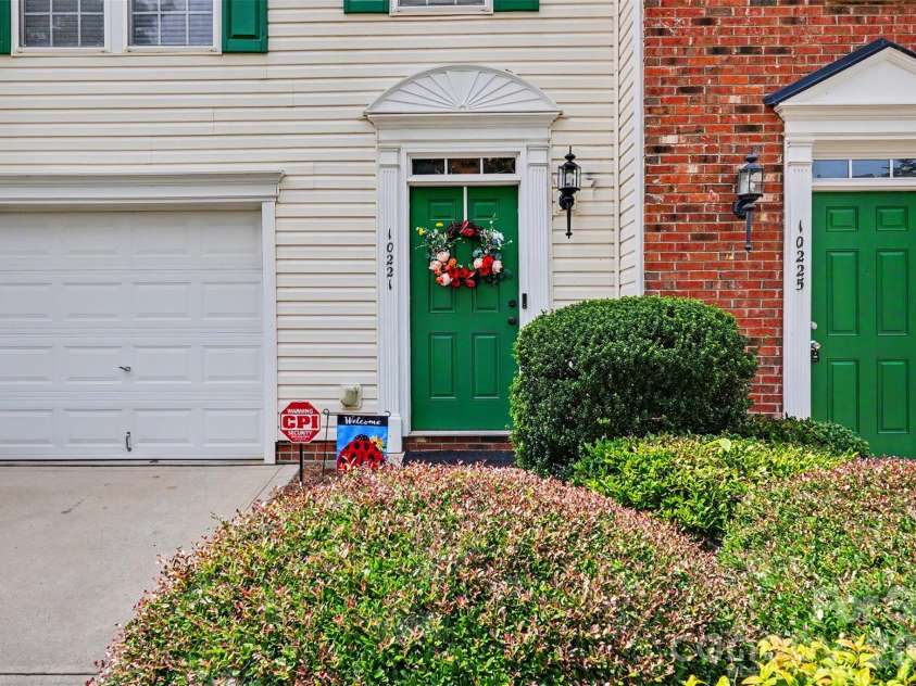 10221 Garrett Grigg Road, Charlotte, NC 28262.  MLS# CAR4405868, YatesRealty ID 40901. 