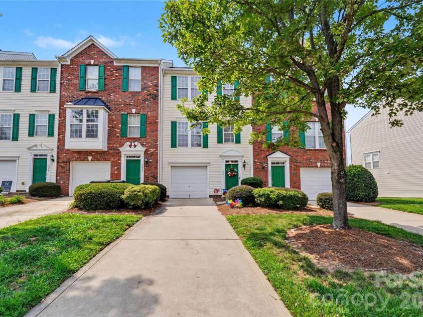10221 Garrett Grigg Road, Charlotte, NC 28262.  MLS# CAR4405868, YatesRealty ID 40901. 