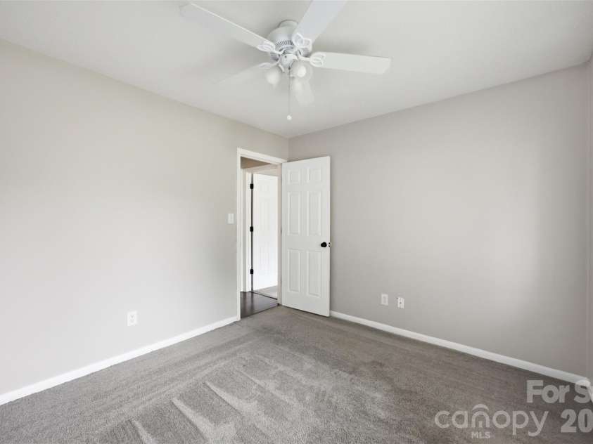 416 King John Circle, Gastonia, NC 28056.  MLS# CAR4404424, YatesRealty ID 40902. 