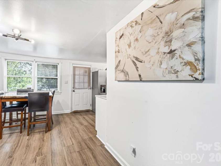 1921 4th Street, Hickory, NC 28602.  MLS# CAR4407639, YatesRealty ID 40903. 