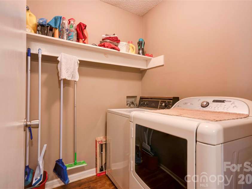 1014 Yancey Street, Shelby, NC 28150.  MLS# CAR4408241, YatesRealty ID 40904. Laundry