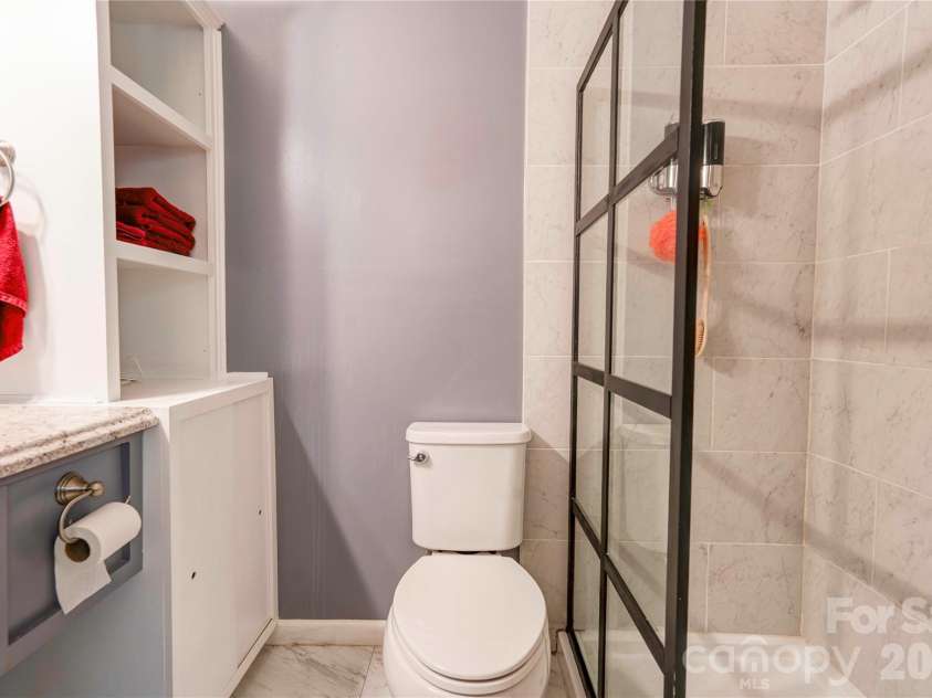 1014 Yancey Street, Shelby, NC 28150.  MLS# CAR4408241, YatesRealty ID 40904. Primary Bath