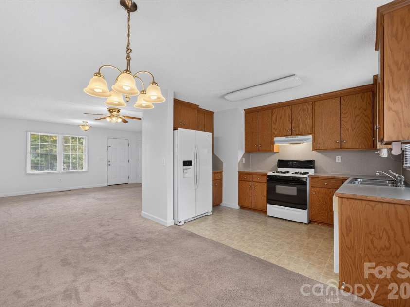 1535 & 1537 23rd Street, Hickory, NC 28601.  MLS# CAR4408693, YatesRealty ID 40905. 