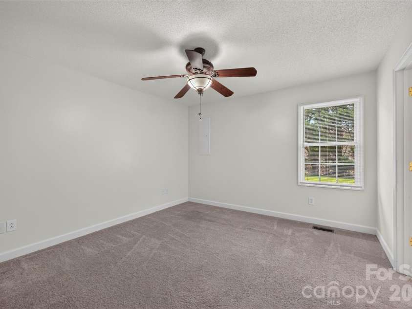 1535 & 1537 23rd Street, Hickory, NC 28601.  MLS# CAR4408693, YatesRealty ID 40905. 