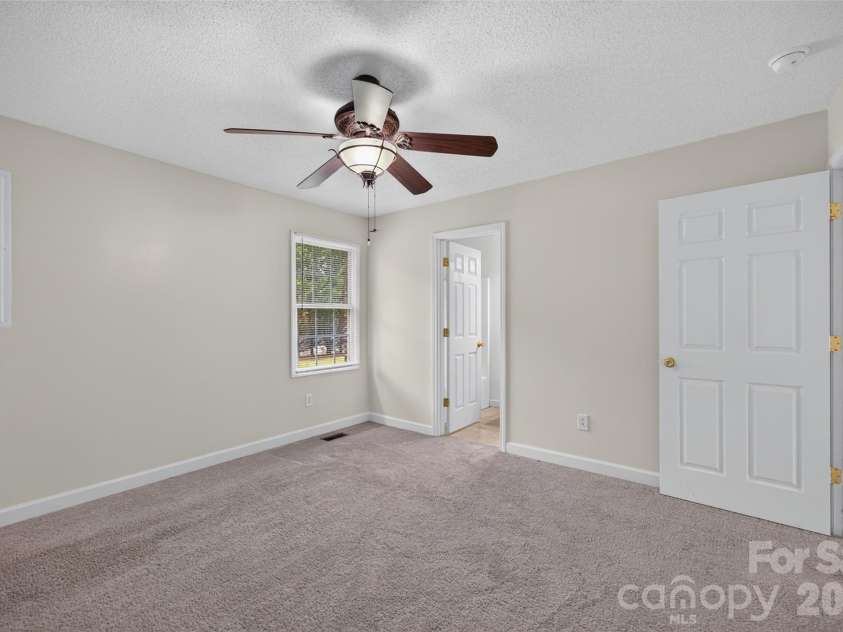 1535 & 1537 23rd Street, Hickory, NC 28601.  MLS# CAR4408693, YatesRealty ID 40905. 
