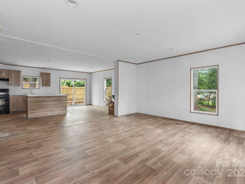 1231 Betterbrook Lane, Lincolnton, NC 28092.  MLS# CAR4293484, YatesRealty ID 40906. 