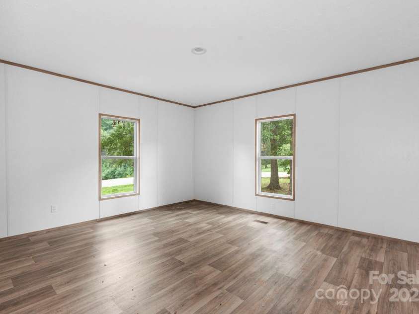 1231 Betterbrook Lane, Lincolnton, NC 28092.  MLS# CAR4293484, YatesRealty ID 40906. 