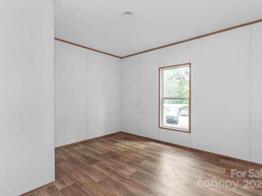 1231 Betterbrook Lane, Lincolnton, NC 28092.  MLS# CAR4293484, YatesRealty ID 40906. 