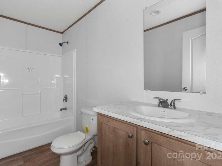 1231 Betterbrook Lane, Lincolnton, NC 28092.  MLS# CAR4293484, YatesRealty ID 40906. 