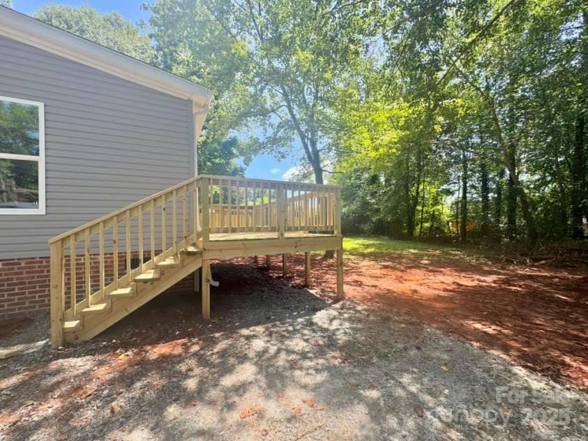 1231 Betterbrook Lane, Lincolnton, NC 28092.  MLS# CAR4293484, YatesRealty ID 40906. 