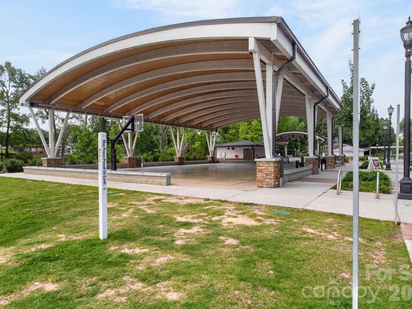 524 Jakes Ridge Lane, Mooresville, NC 28115.  MLS# CAR4409369, YatesRealty ID 40906. 