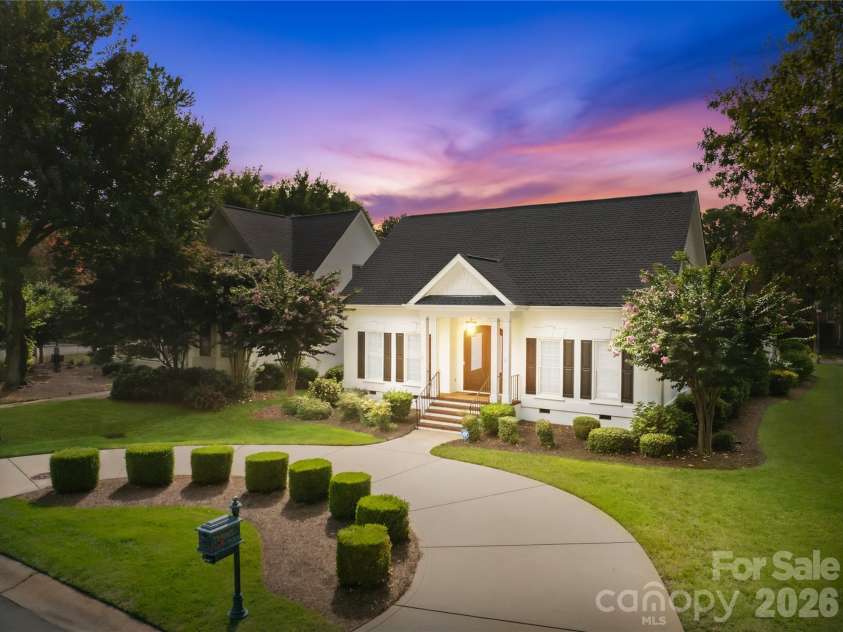 18607 John Connor Road, Cornelius, NC 28031.  MLS# CAR4404052, YatesRealty ID 40907. 