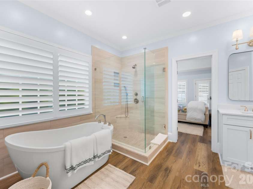 18607 John Connor Road, Cornelius, NC 28031.  MLS# CAR4404052, YatesRealty ID 40907. 