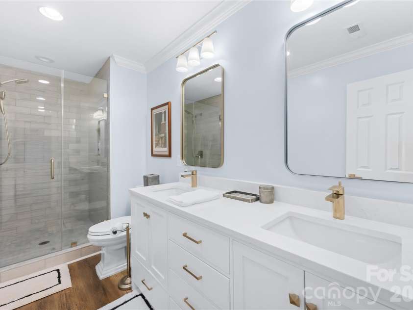 18607 John Connor Road, Cornelius, NC 28031.  MLS# CAR4404052, YatesRealty ID 40907. 