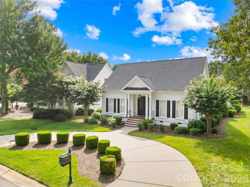 18607 John Connor Road, Cornelius, NC 28031.  MLS# CAR4404052, YatesRealty ID 40907. 