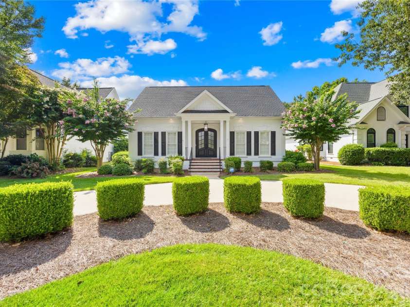 18607 John Connor Road, Cornelius, NC 28031.  MLS# CAR4404052, YatesRealty ID 40907. 