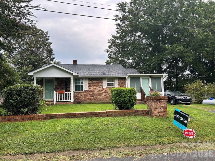 925 Austin Road, Marshville, NC 28103.  MLS# CAR4409840, YatesRealty ID 40909. 